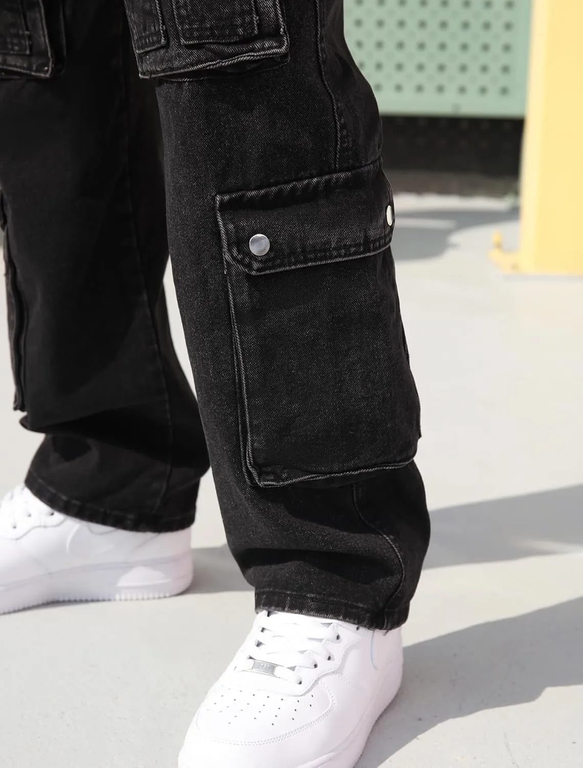Mens Baggy Cargo Jeans Wide Leg Streetwear Jeans Loose Fit Hip Hop Denim Pants