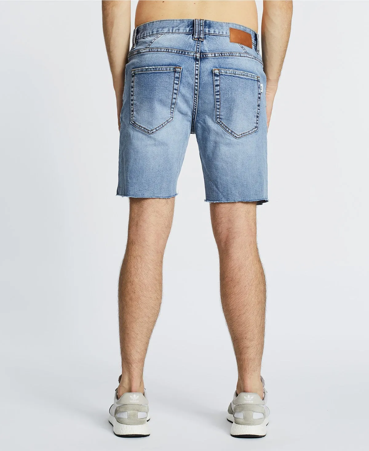 Nena Pasadena MENS SAVAGE DENIM SHORTS LIGHT AGED