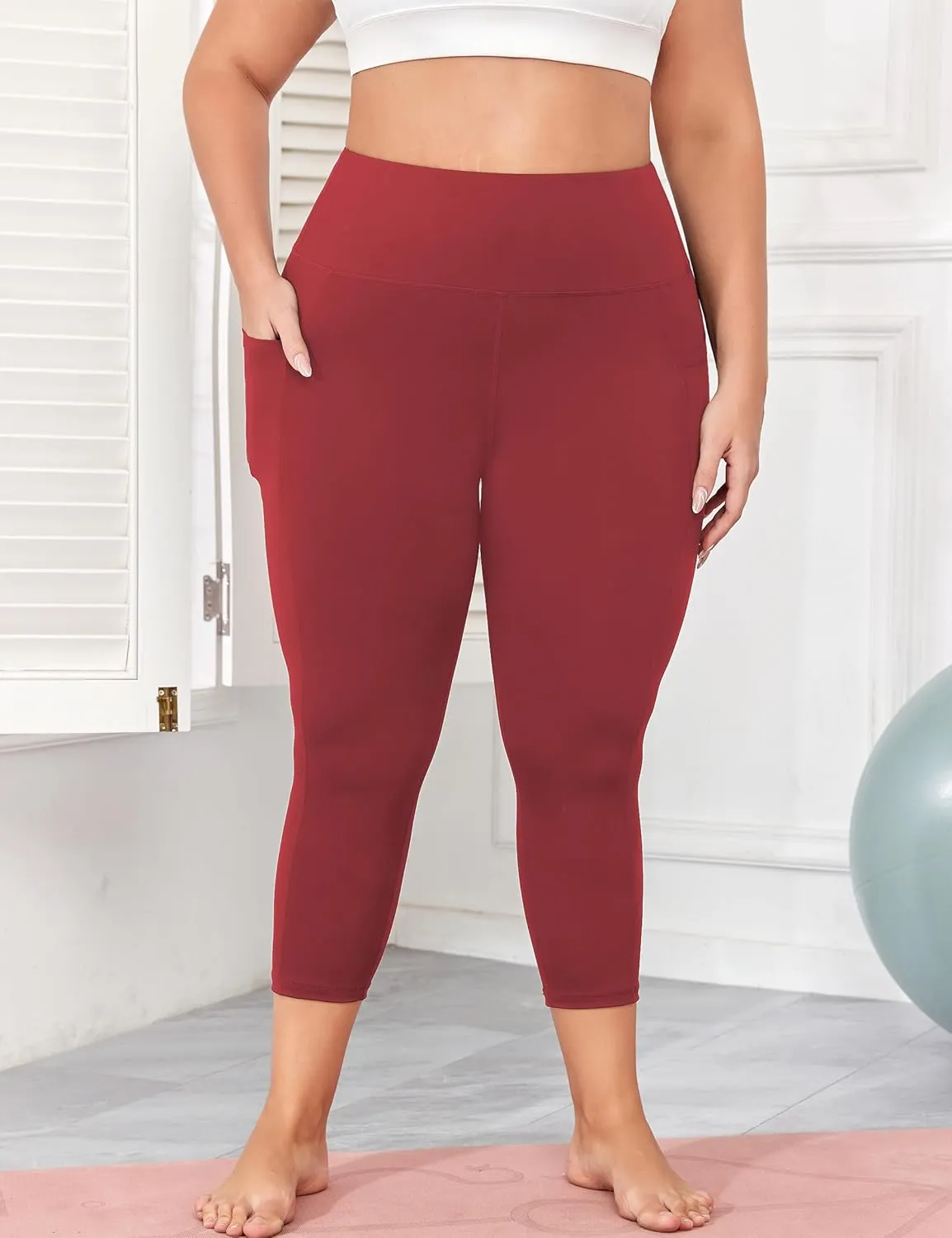 Plus Size Capri Leggings for Women with Pockets, Butt Lifting Yoga Pants Tummy Control, L-5XL Workout Leggings