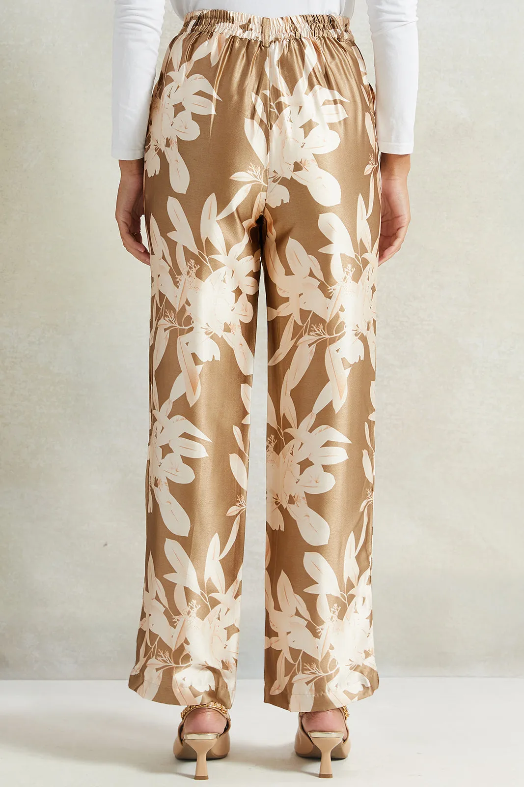 Women Brown Printed Wide Leg Trouser